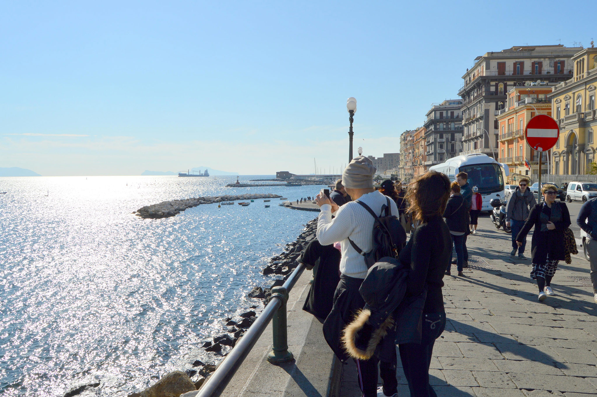 Via Nazario Sauro, Napoli